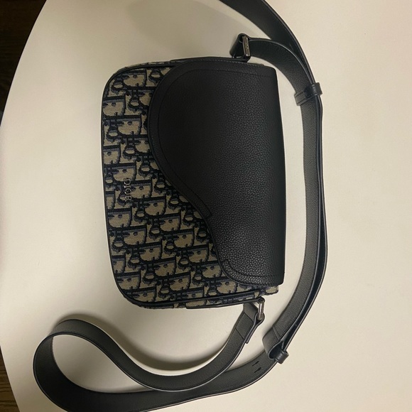 Christian Dior - Oblique Saddle Messenger Bag - Picture 3 of 7